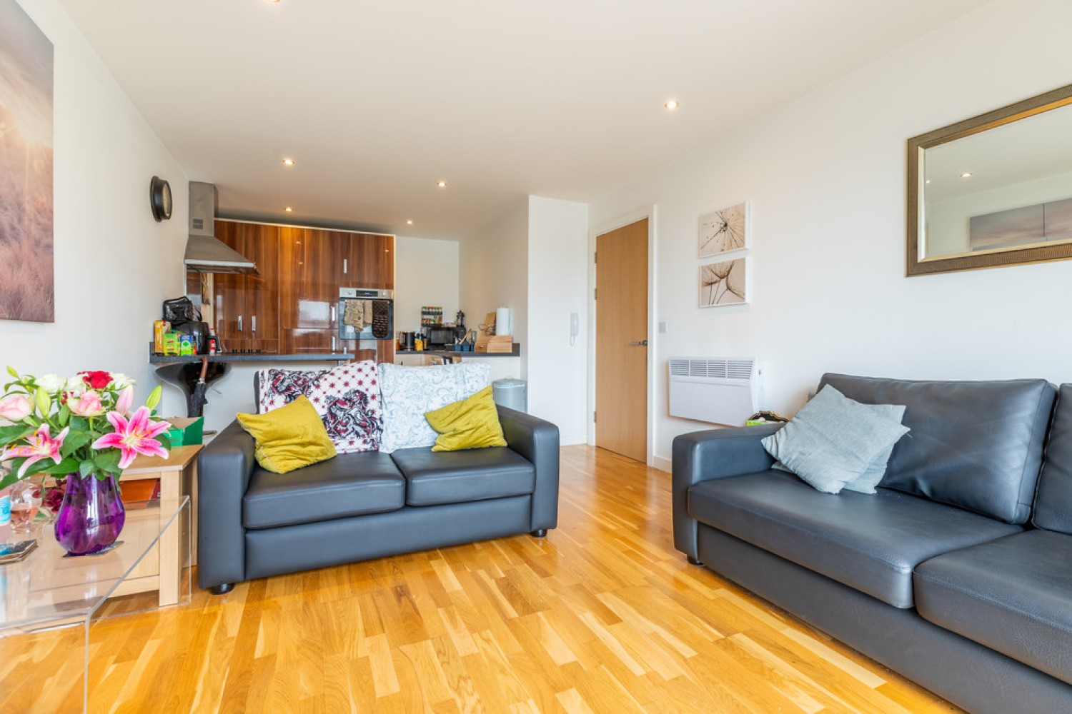 2 bedroom Flat for Letting The Rock, Bury, BL9 0QY