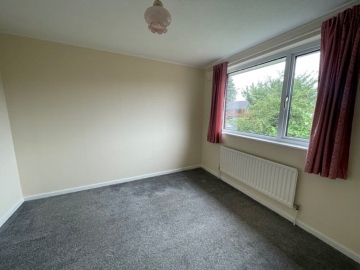Birch Crescent, Newhey