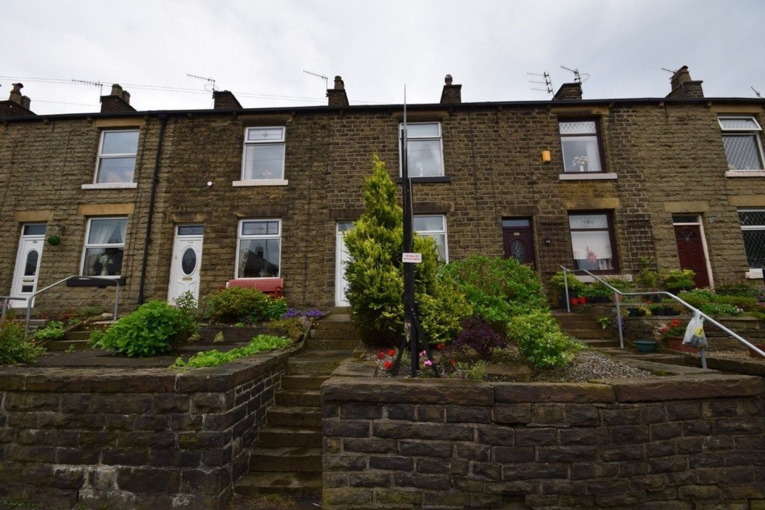 2 bedroom House for Letting Market Street, Whitworth