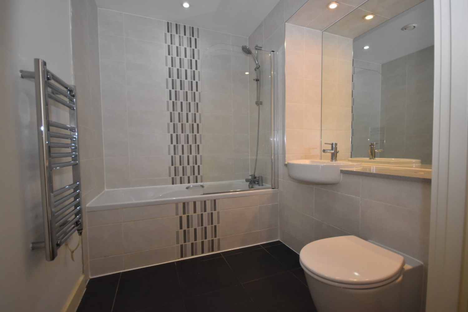 1 bedroom Flat for Letting Mazarin House, 16 St John`s Gardens