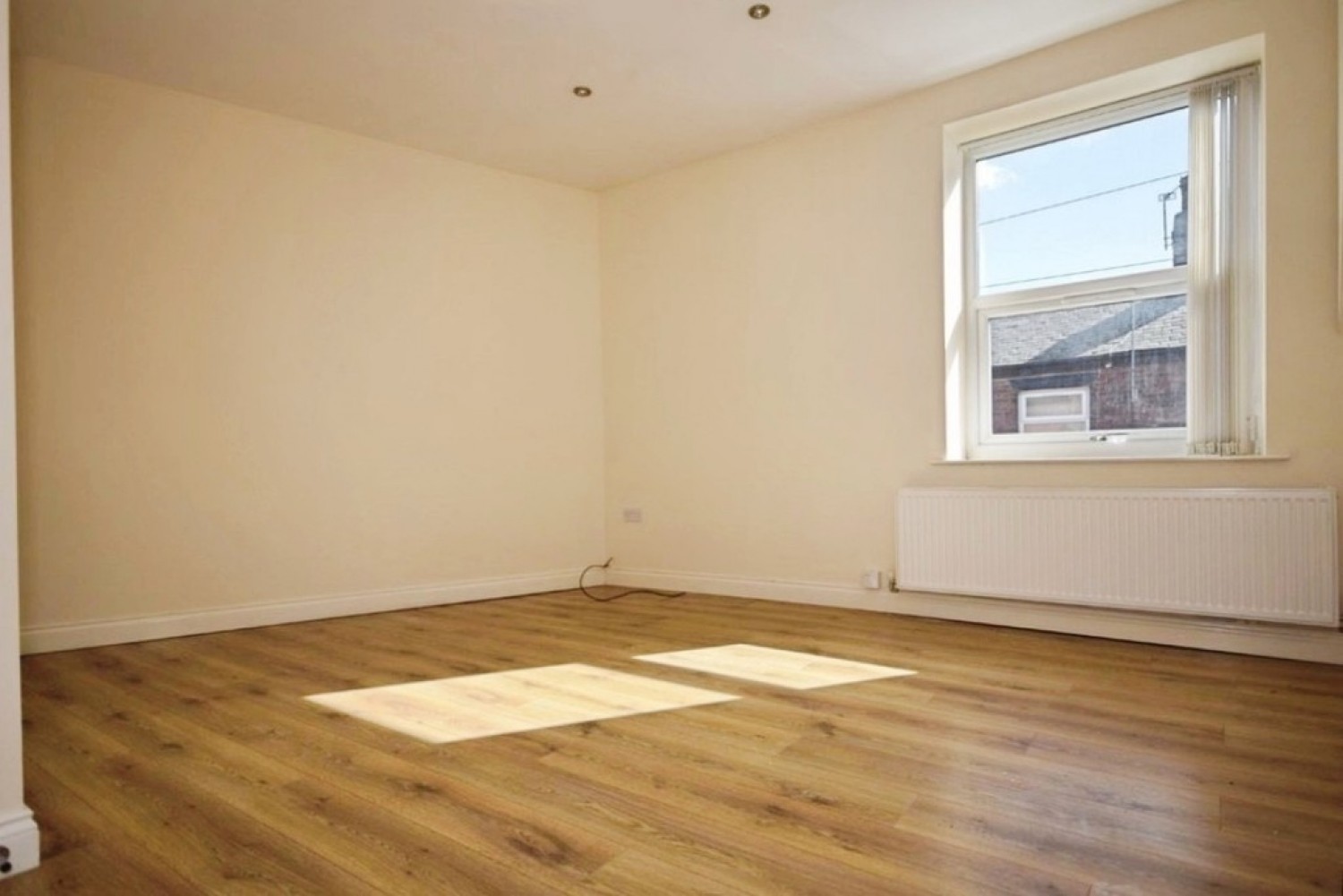 1 bedroom Flat for Letting Castleton, Rochdale
