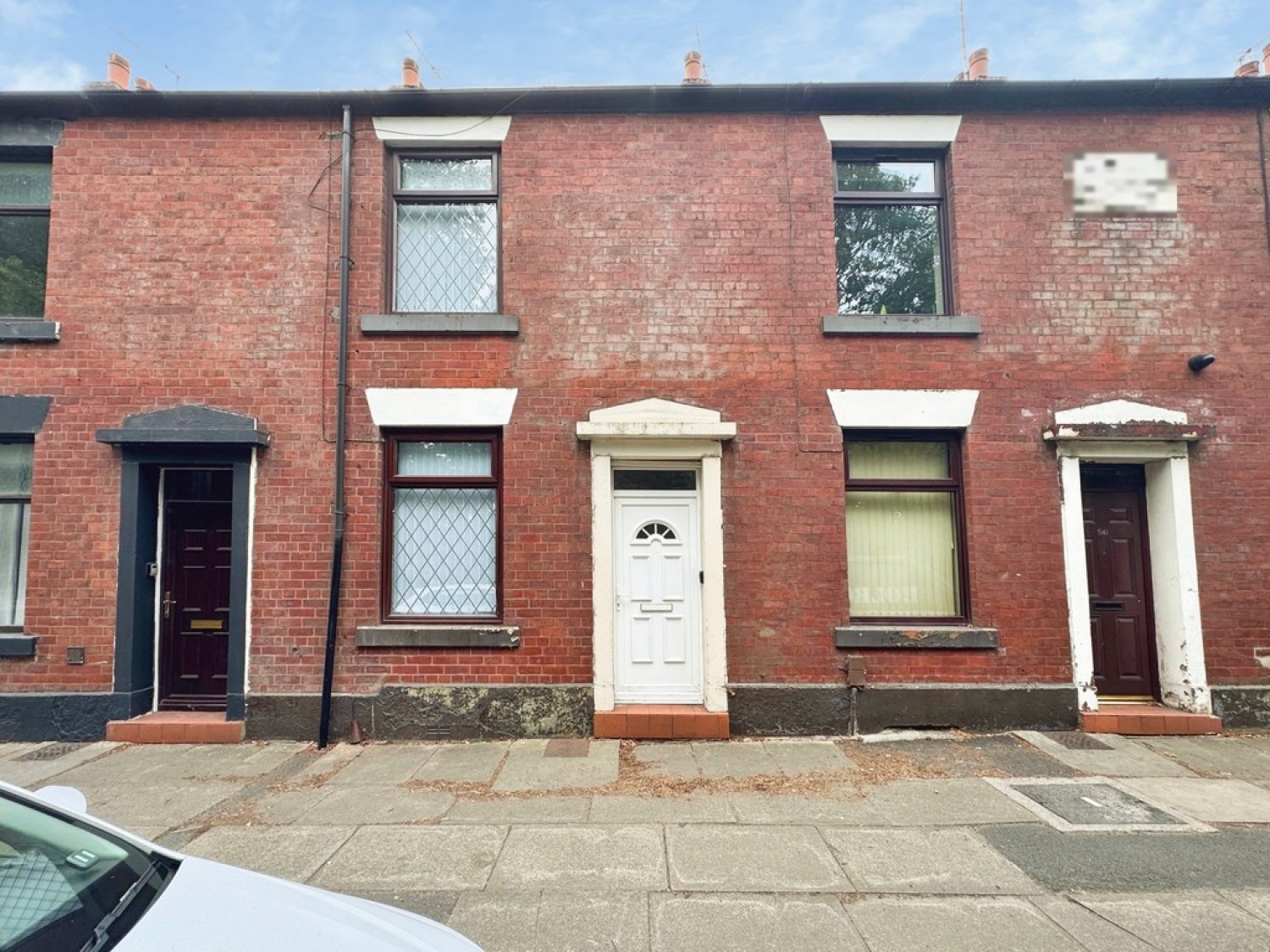 2 bedroom House for Letting Oldham Road, Rochdale
