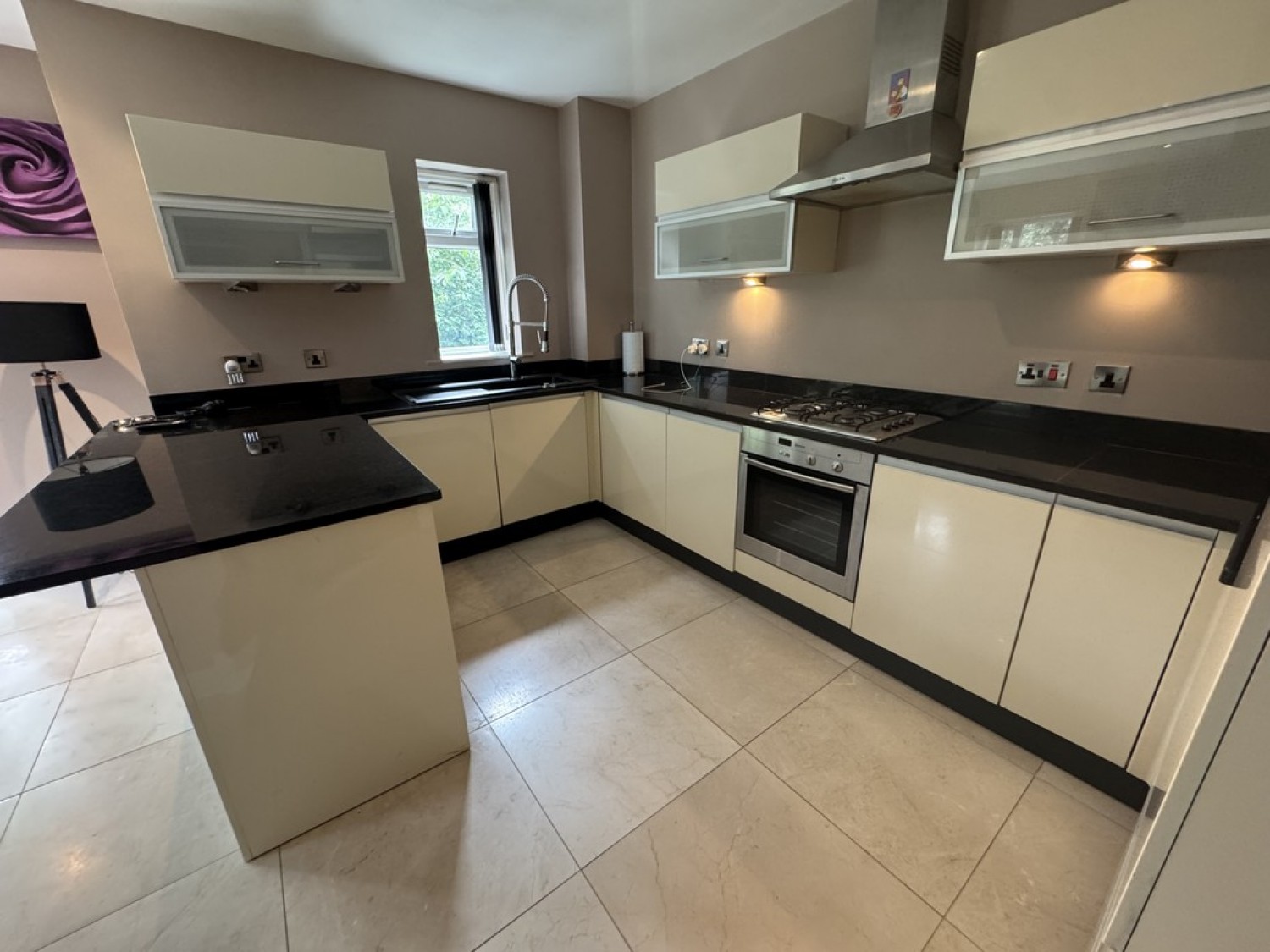 Greenmount, 2 Pargate Chase, Norden