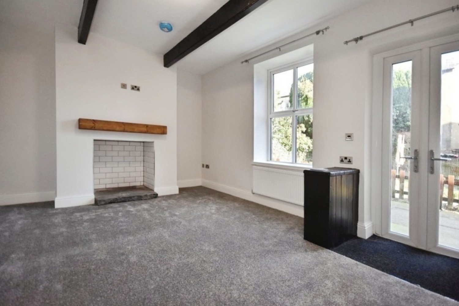 2 bedroom House for Letting Zion Terrace, Norden, OL12 7RE