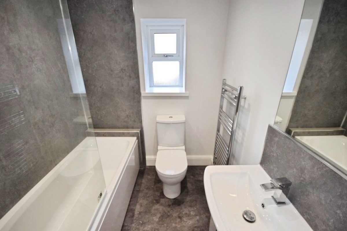 Zion Terrace, Norden, OL12 7RE