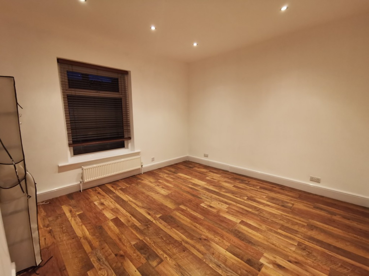 2 bedroom House for Letting Queens Road, Chadderton, OL9 9HS