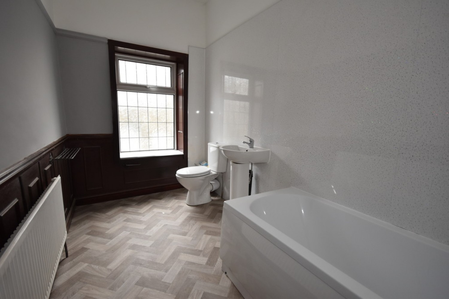 3 bedroom House for Letting Shawclough Road, Shawclough, OL12 7HR