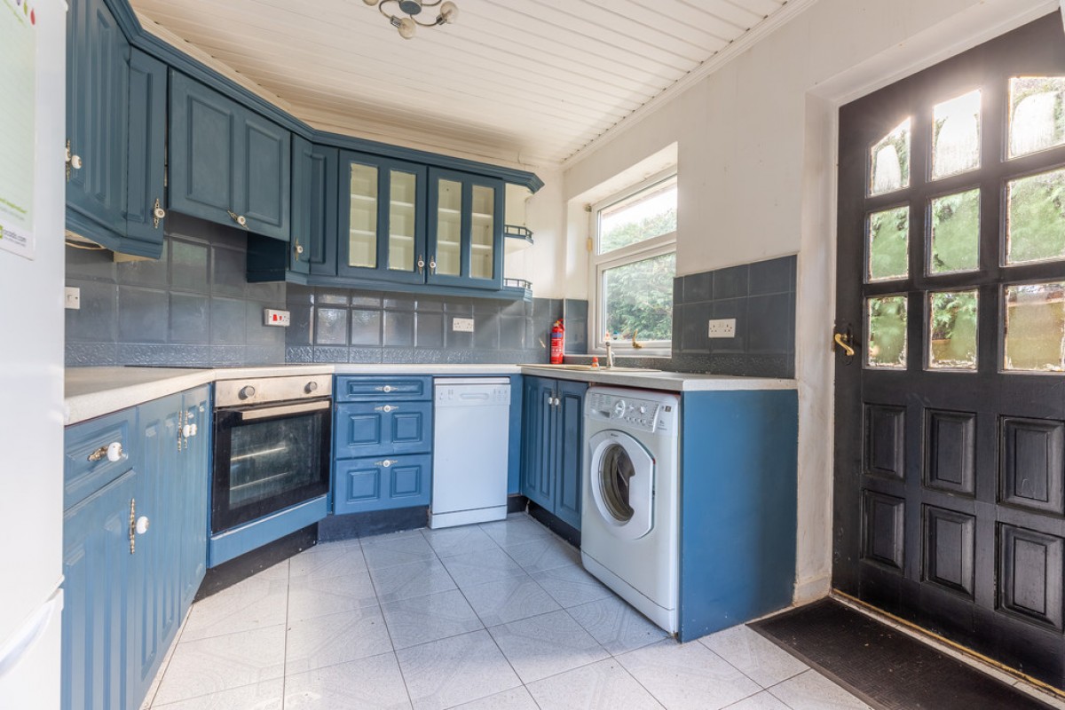 16 Tyrone Drive, Bamford, OL11 4BE