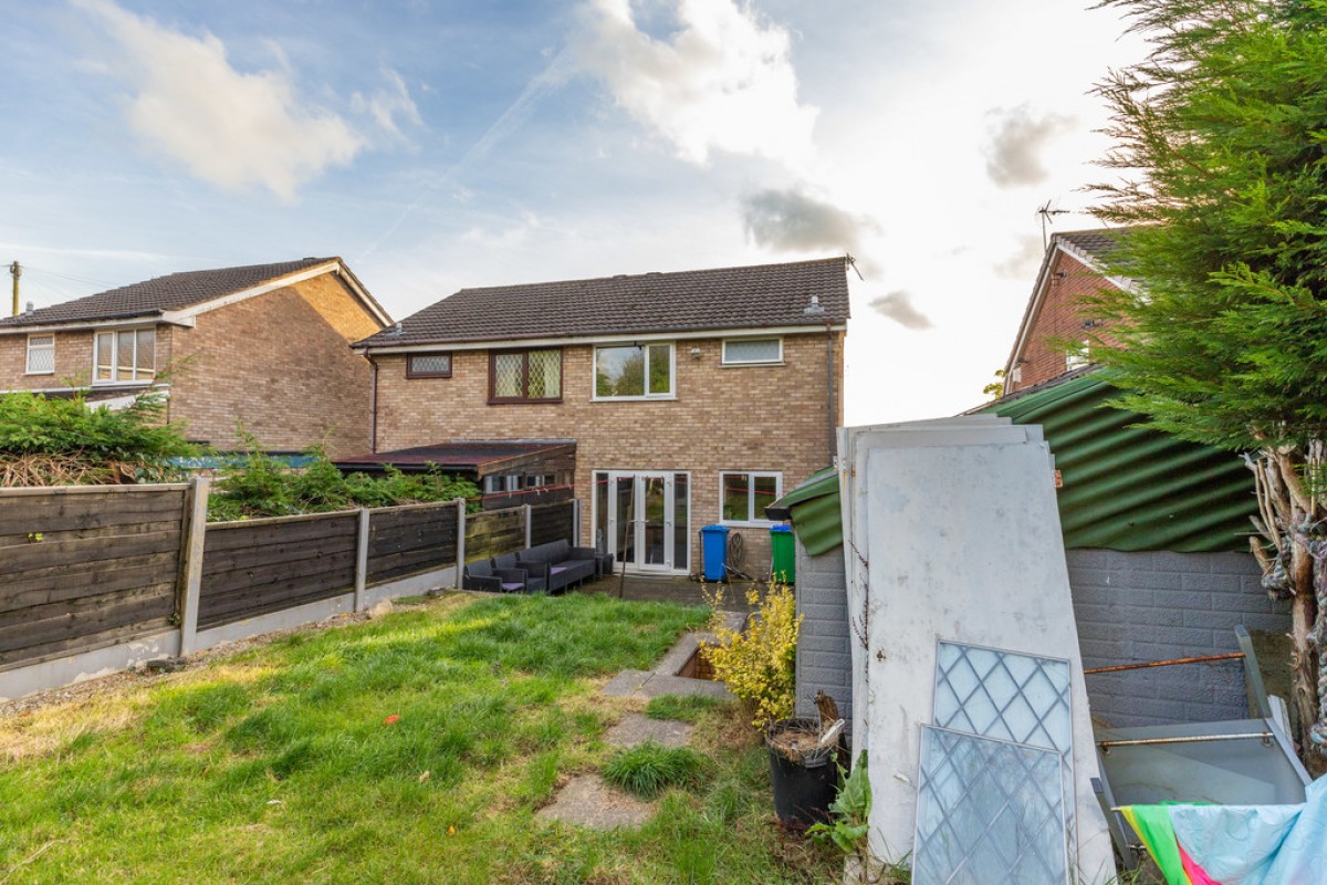 St Gabriels Close, Castleton, OL11 2TG