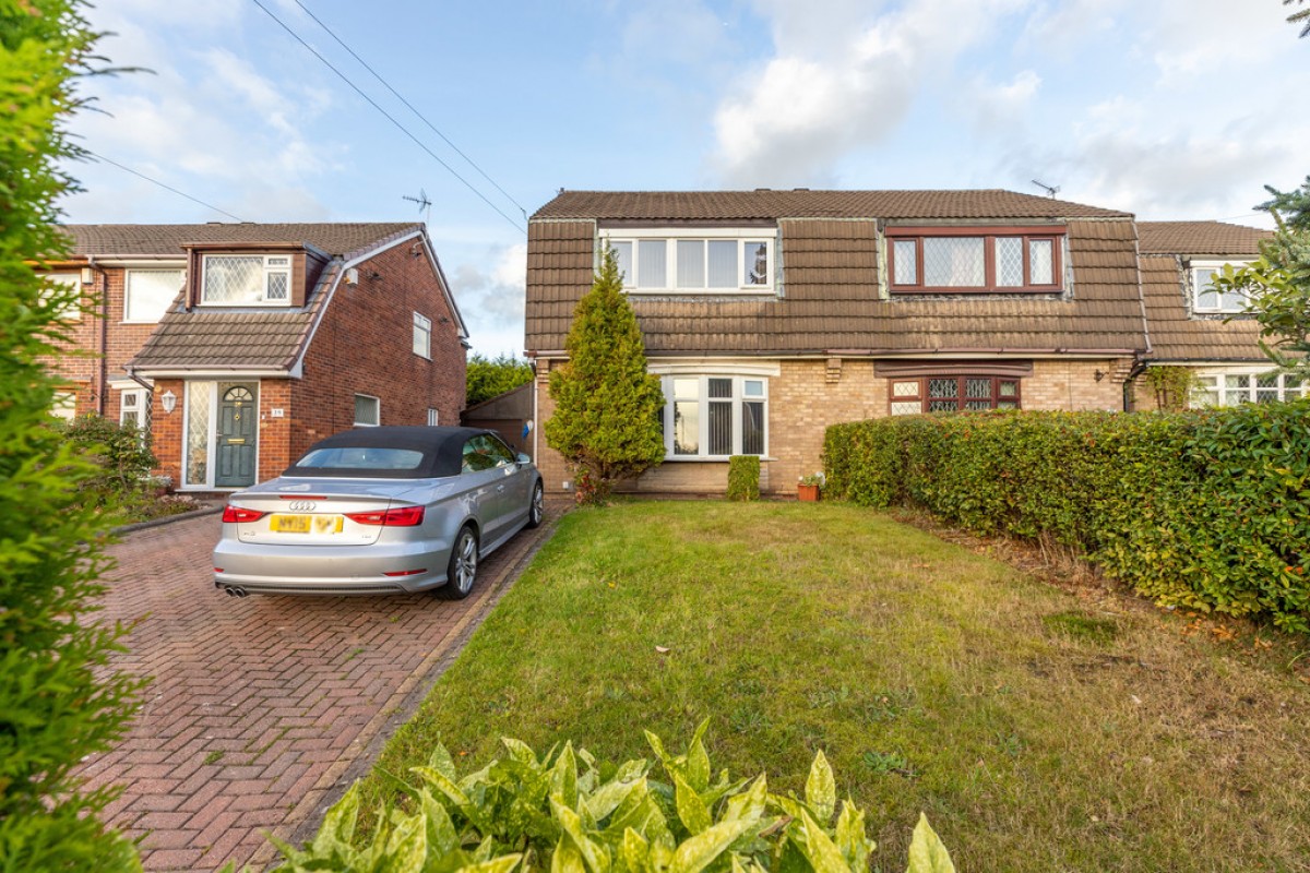 St Gabriels Close, Castleton, OL11 2TG