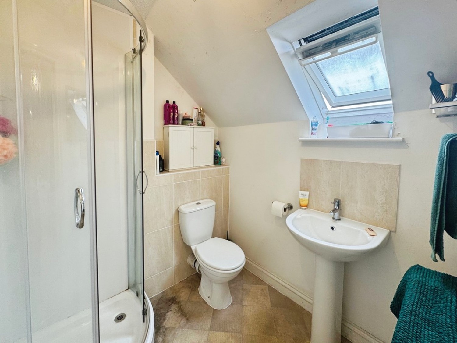 3 bedroom House for Letting Rosebay Close, Royton, Oldham
