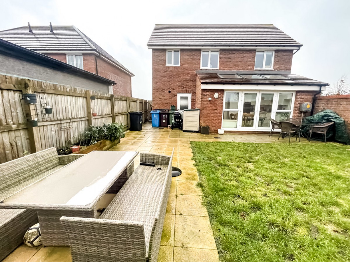 Mill Fold Gardens, Chadderton, OL9 9FY