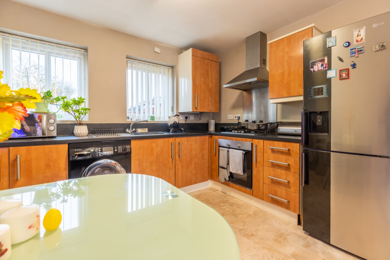 2 bedroom Flat for Sale Waverley Court , Waverley Street, OL1 4GA