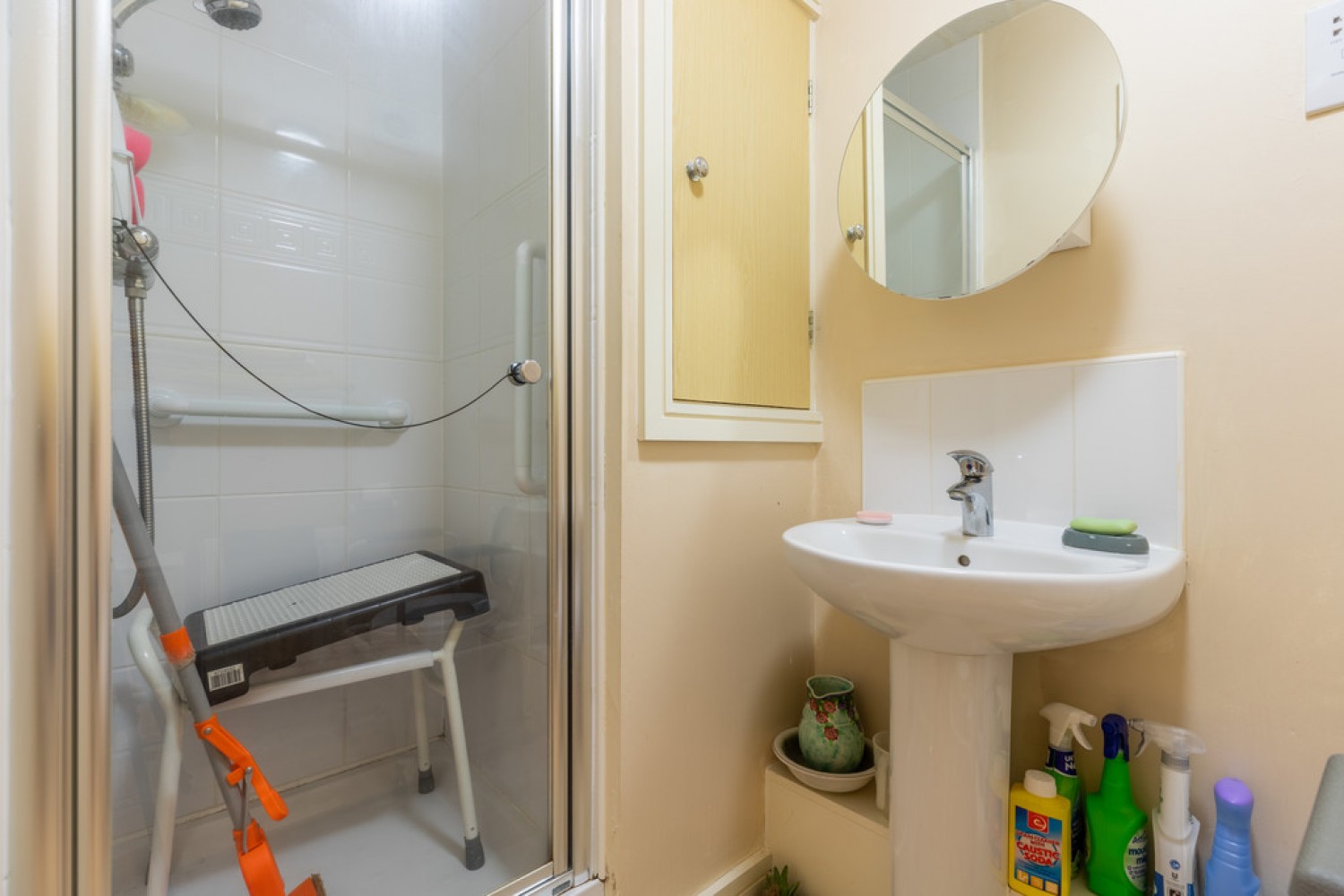 2 bedroom Flat for Sale Waverley Court , Waverley Street, OL1 4GA