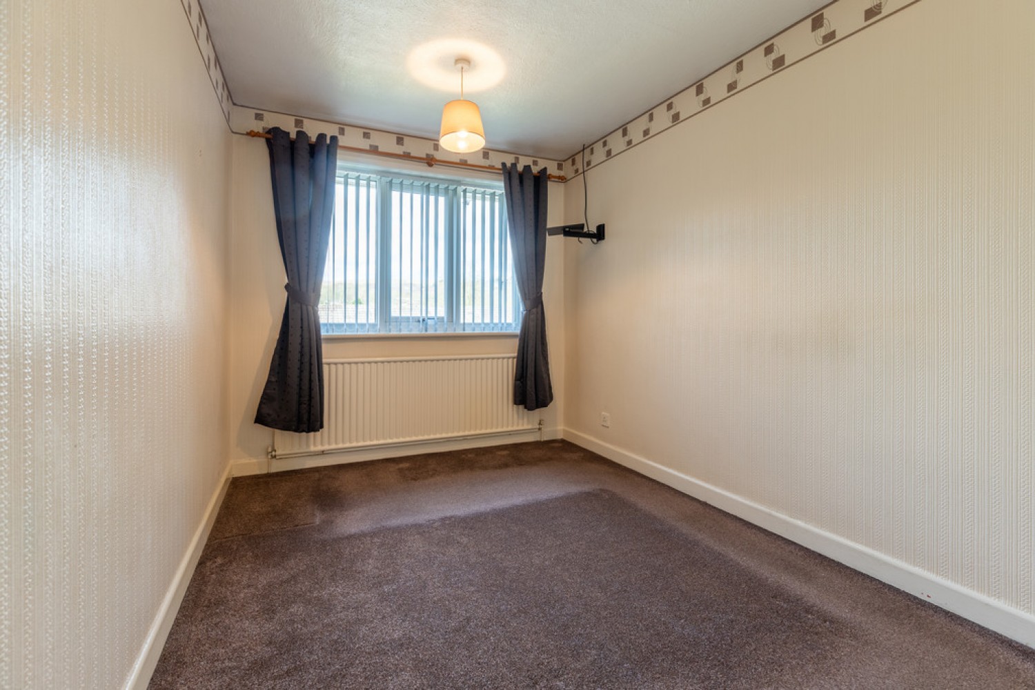 3 bedroom House for Sale Blackthorn Close, Rochdale, Greater Manchester