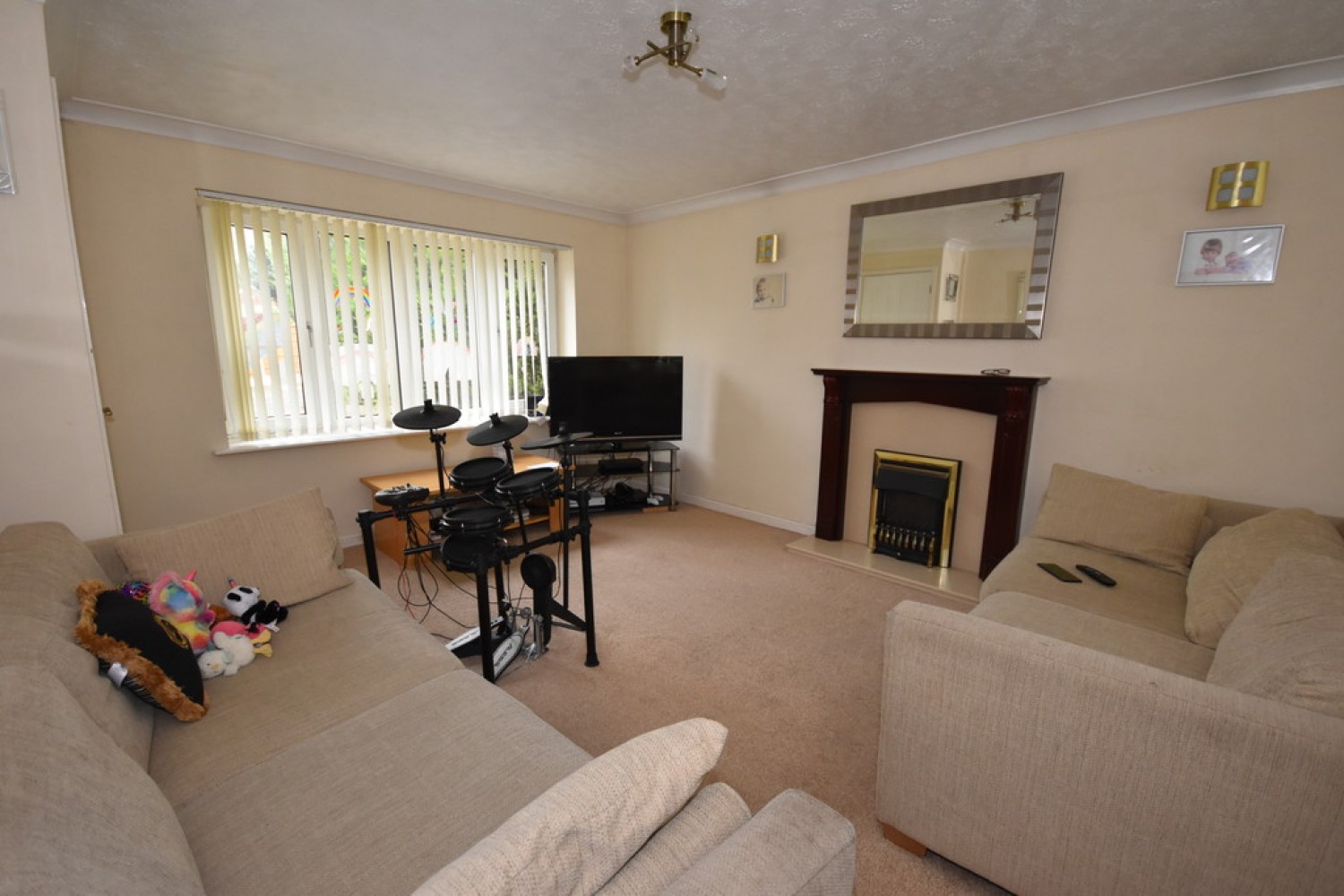 Bealcroft Close, Milnrow, OL16 3XD