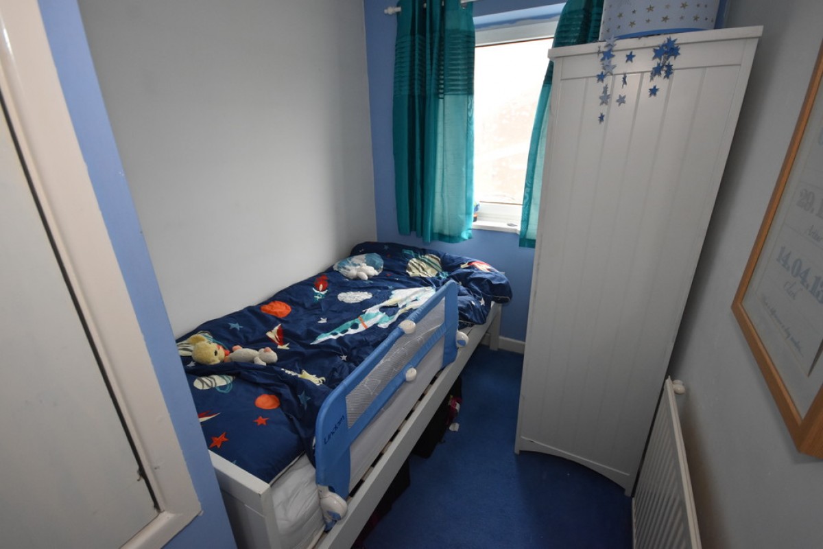 Bealcroft Close, Milnrow, OL16 3XD