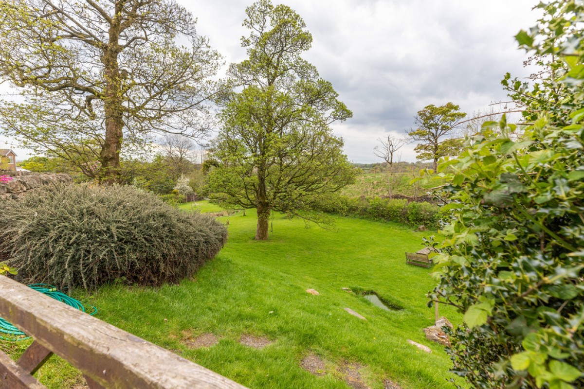 The Farm House, Ellis Fold, OL12 7TB