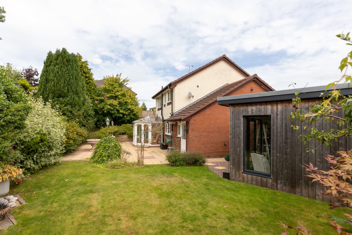 Campion Way, Lowerfold, OL12 7UL