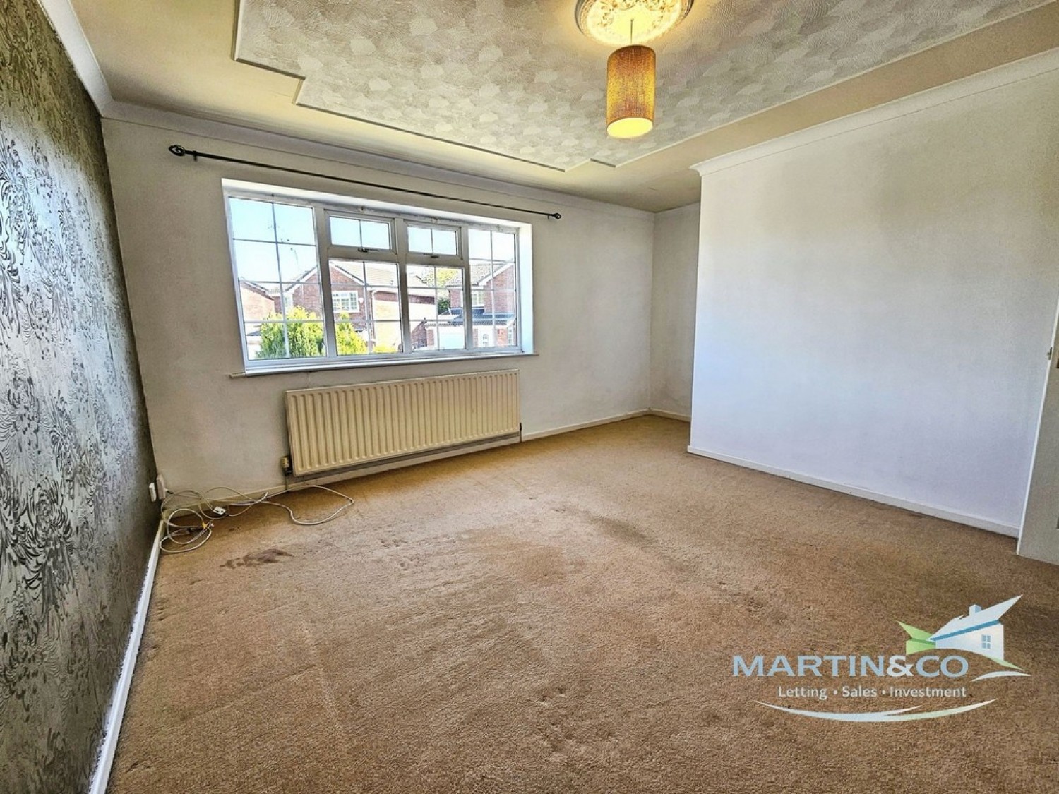 4 bedroom House for Sale Riverside, Chadderton, OL1 2TX