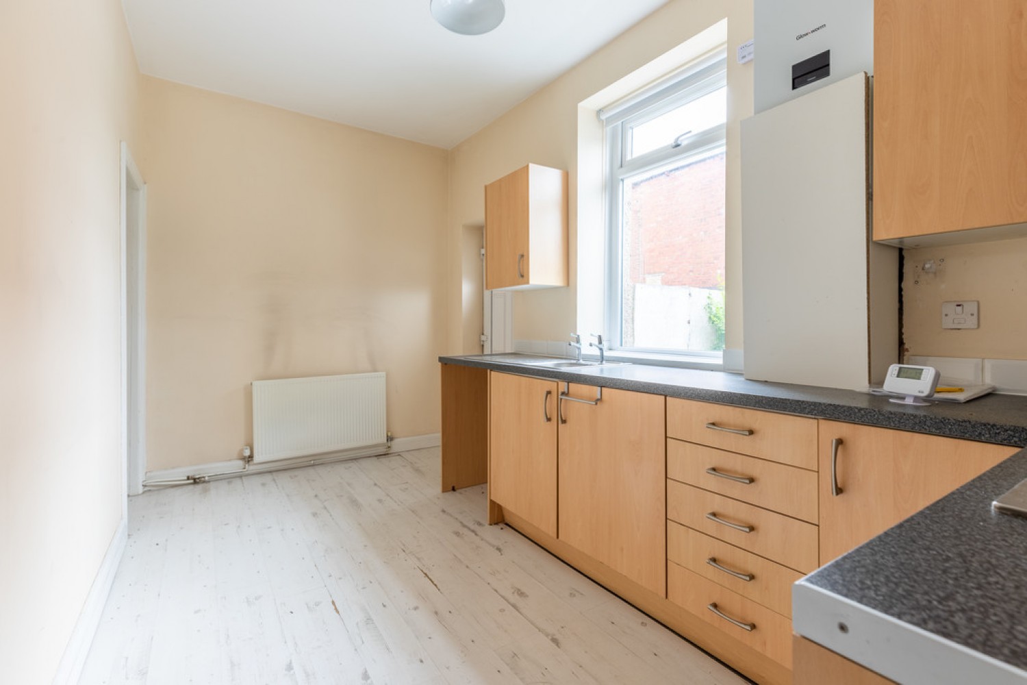 Middleton Road, Heywood, OL10 2HX