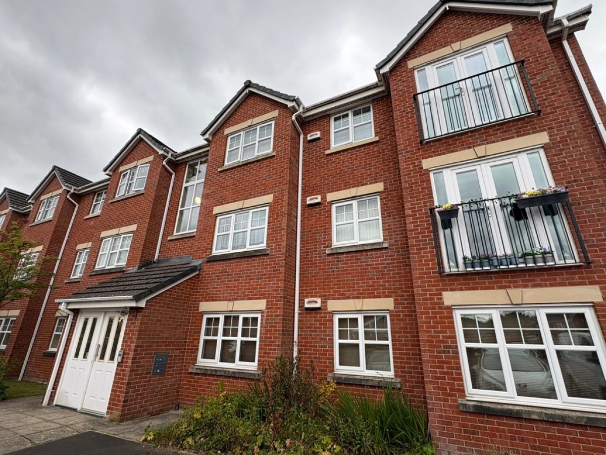 Turnpike Close, Shawclough