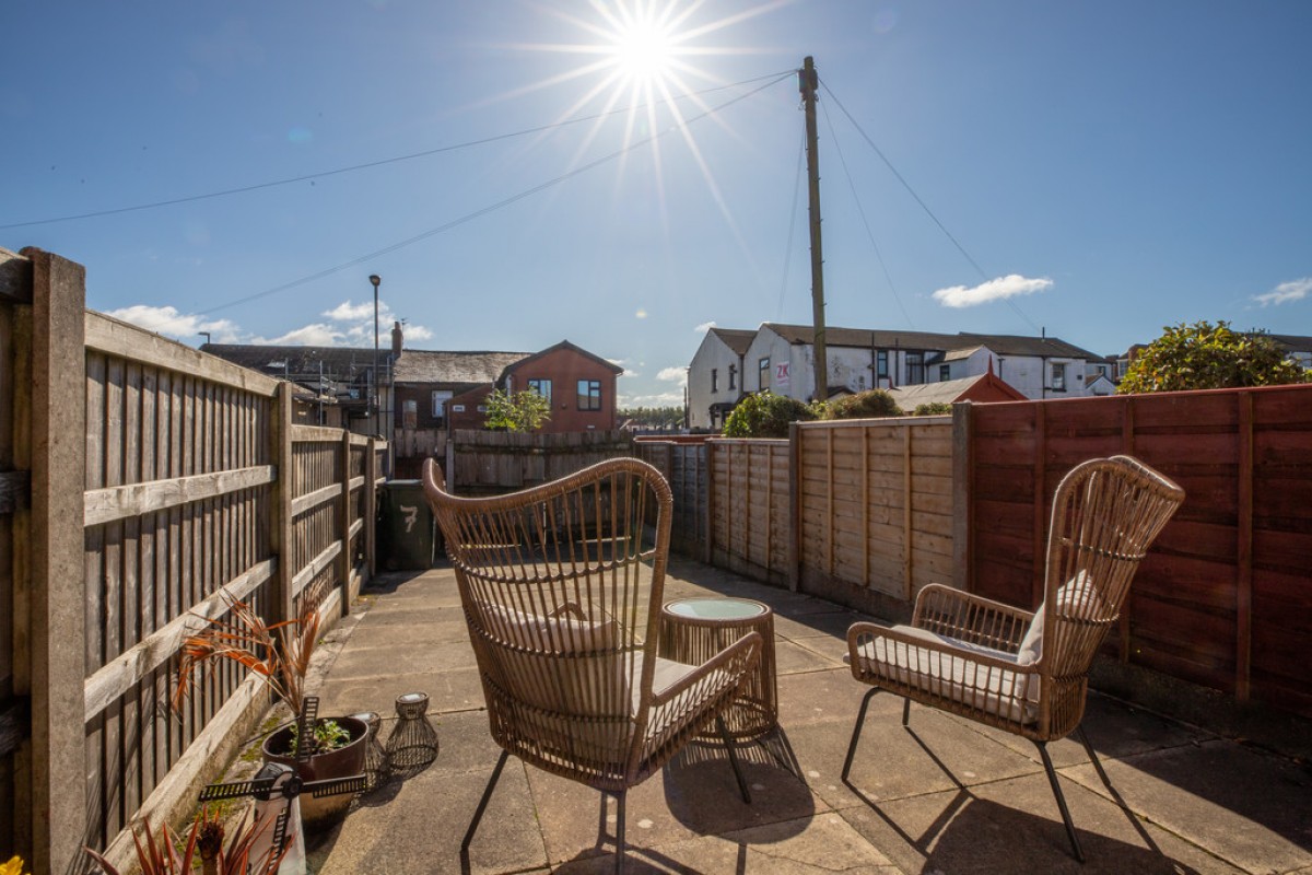 St Chads Close, Rochdale, OL16 1FG