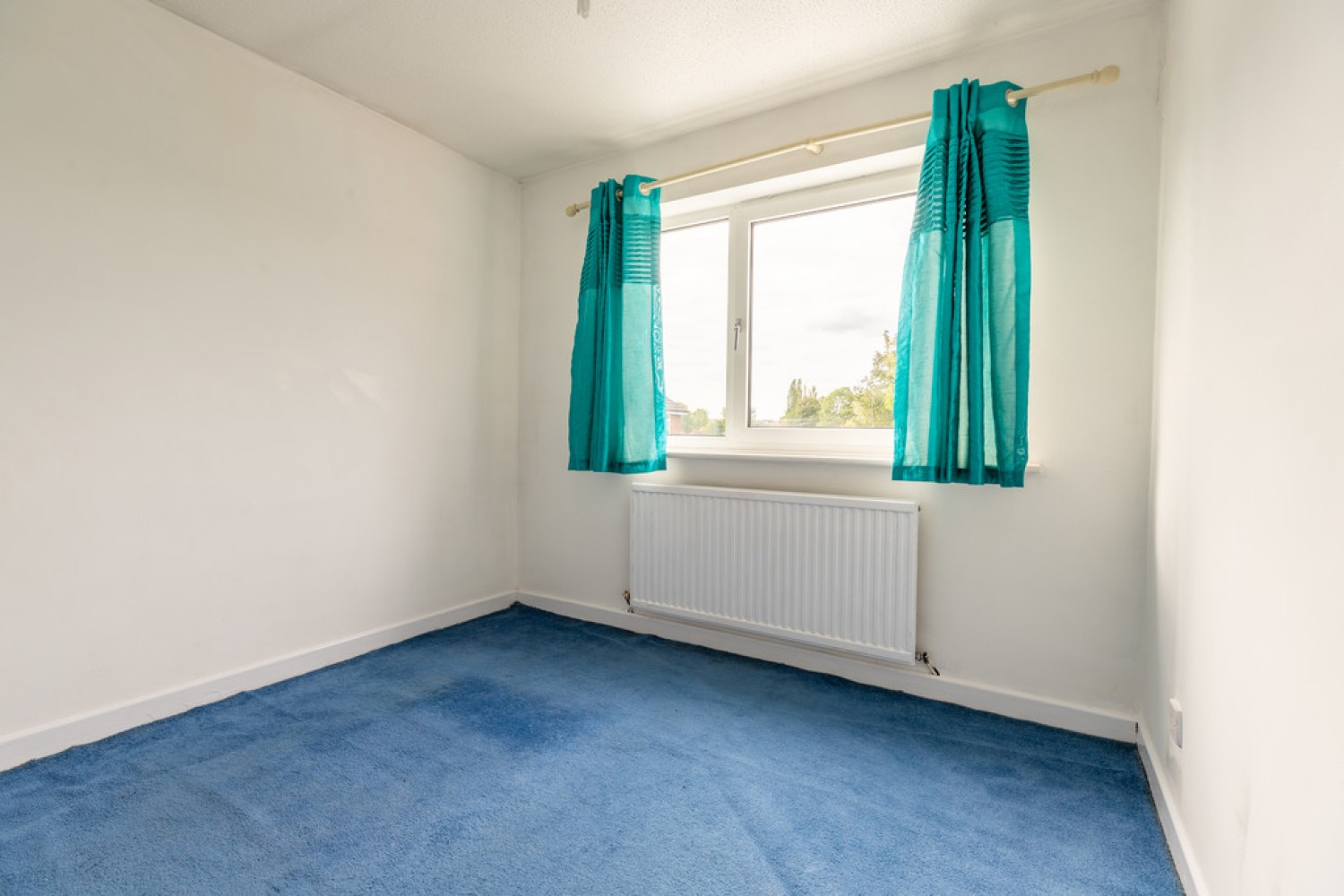 Bealcroft Close, Milnrow, OL16 3XD