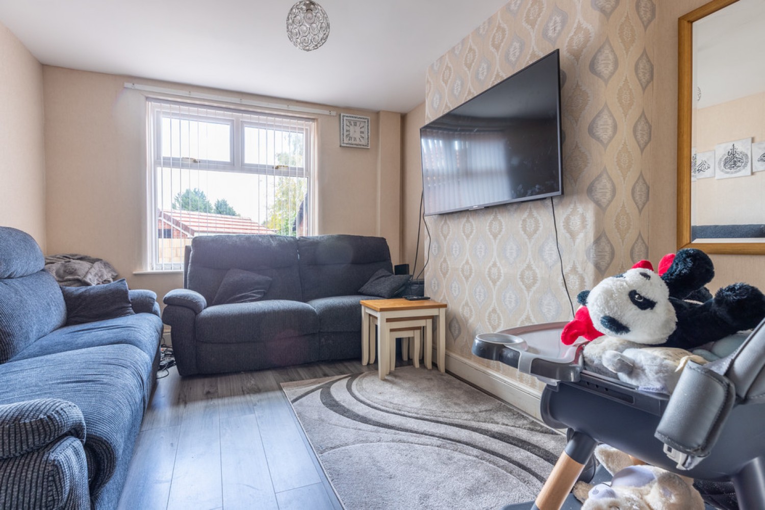 Kingsway, Rochdale, OL16 4AB