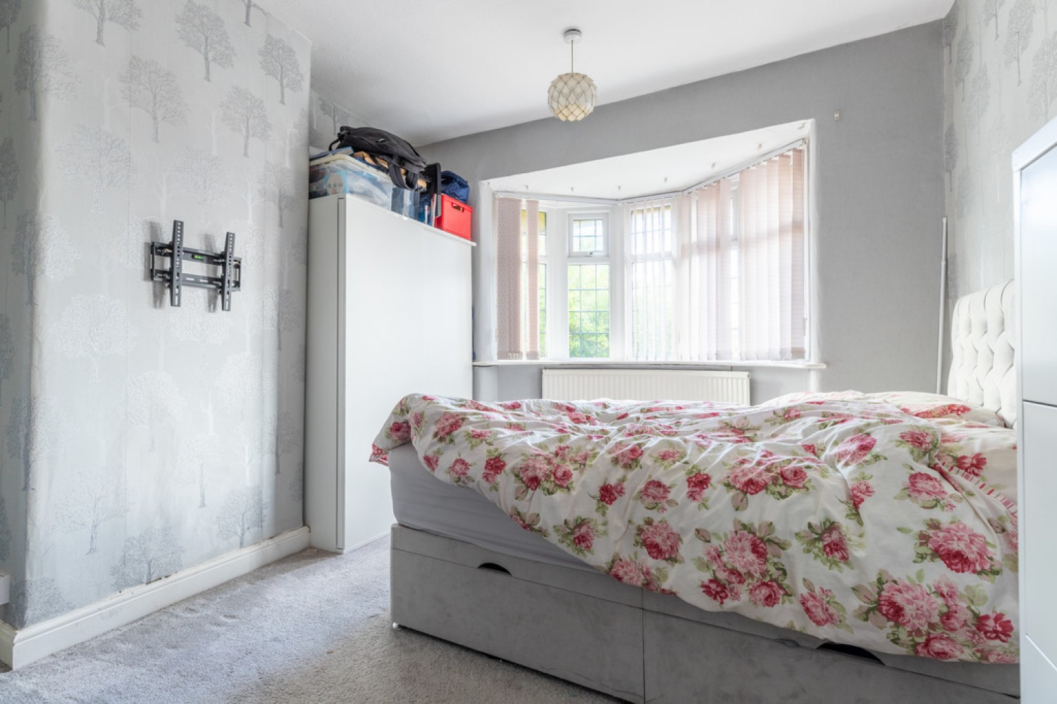 Kingsway, Rochdale, OL16 4AB