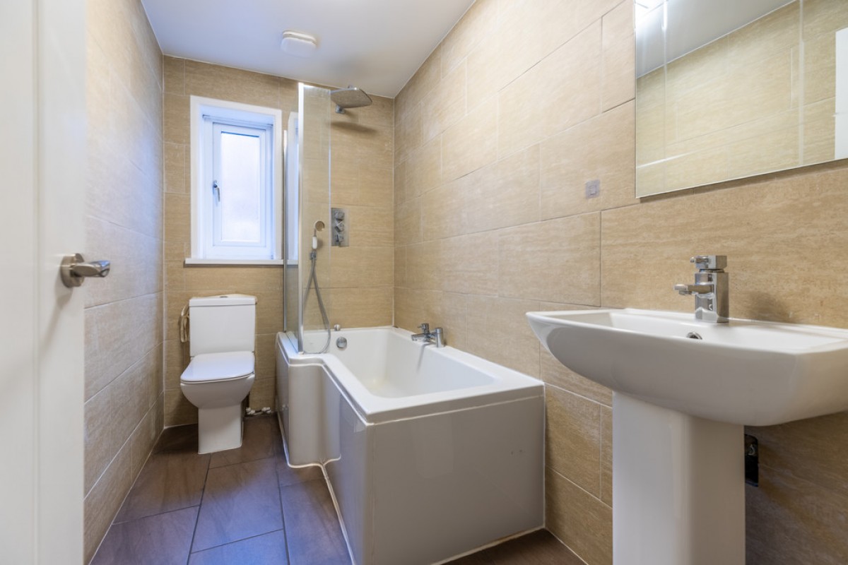 138 Halliwell Street, Firgrove, OL16 3DB