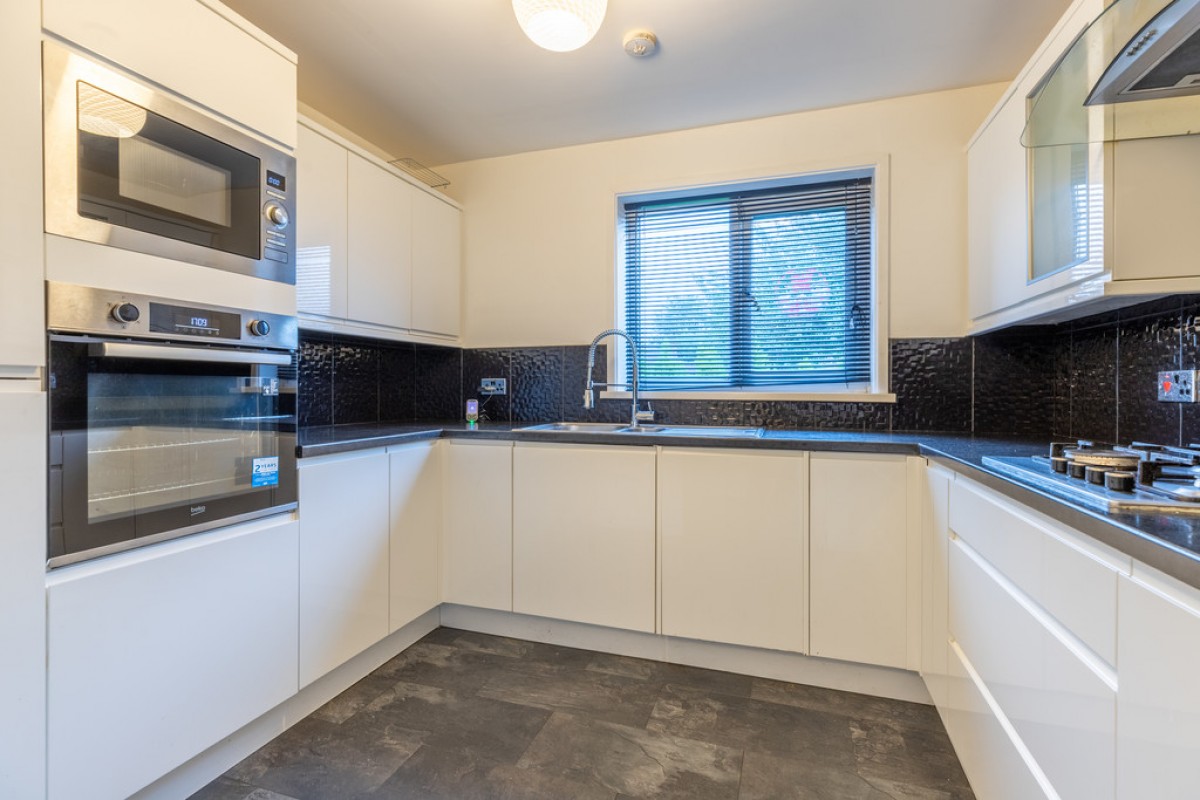 138 Halliwell Street, Firgrove, OL16 3DB