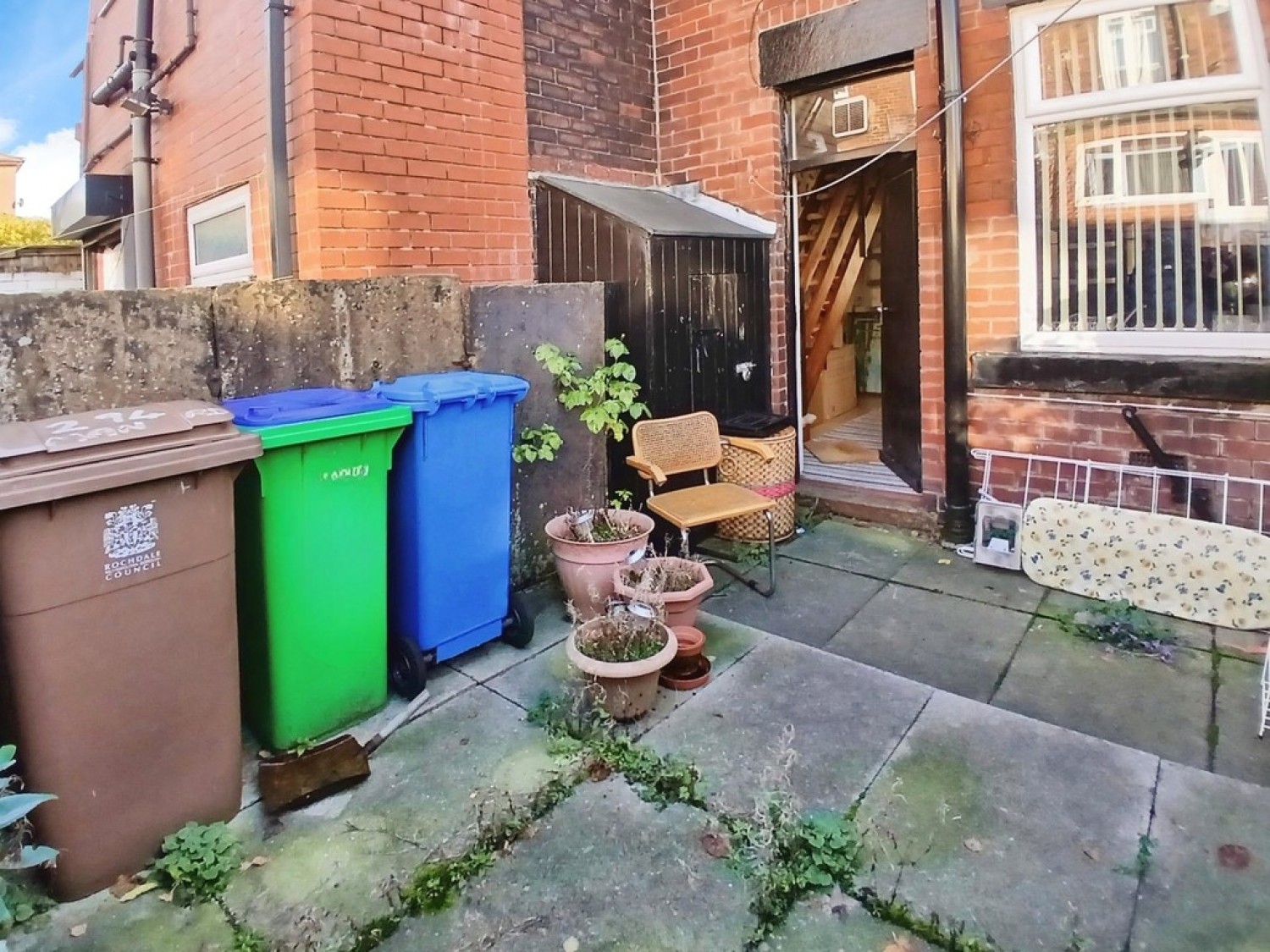 2 bedroom House for Auction Manchester Road , Rochdale OL11 4LX