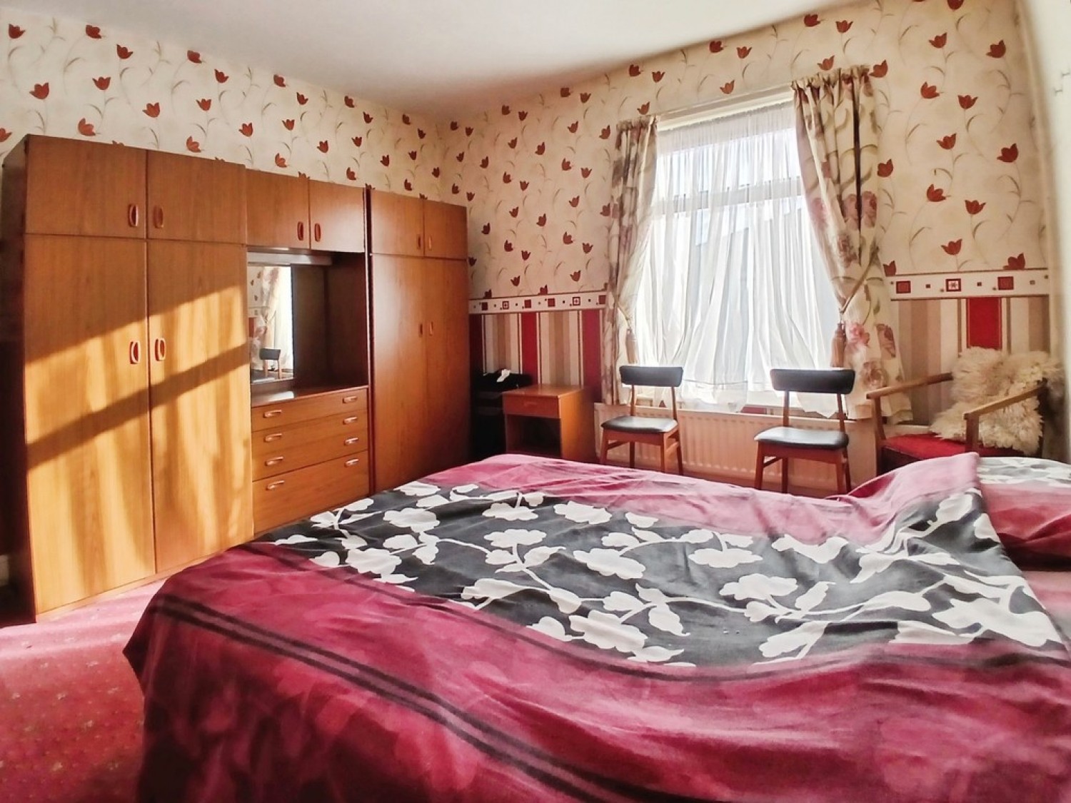 2 bedroom House for Auction Manchester Road , Rochdale OL11 4LX