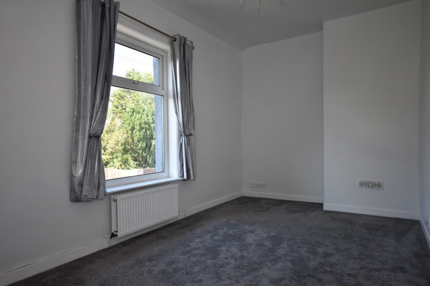 2 bedroom House for Sale Worrall Street, Shawclough