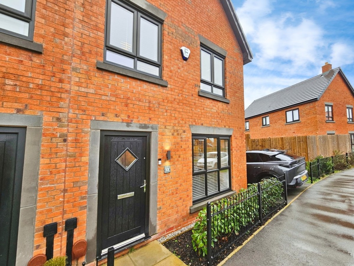 Workers Way, Heywood OL10 2EA