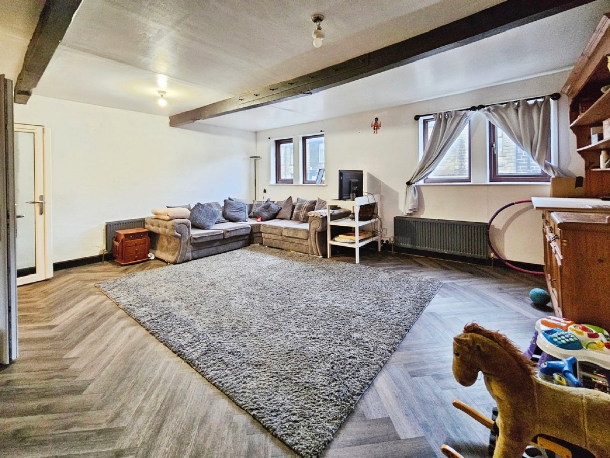 Ramsden Road, Wardle