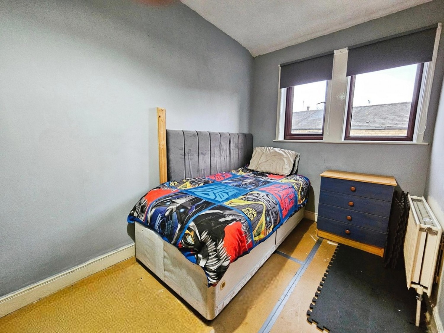 4 bedroom House for Sale Ramsden Road, Wardle