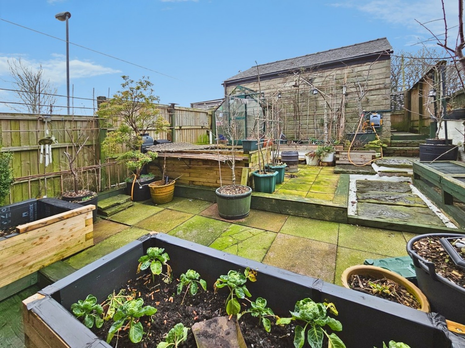 4 bedroom House for Sale Ramsden Road, Wardle