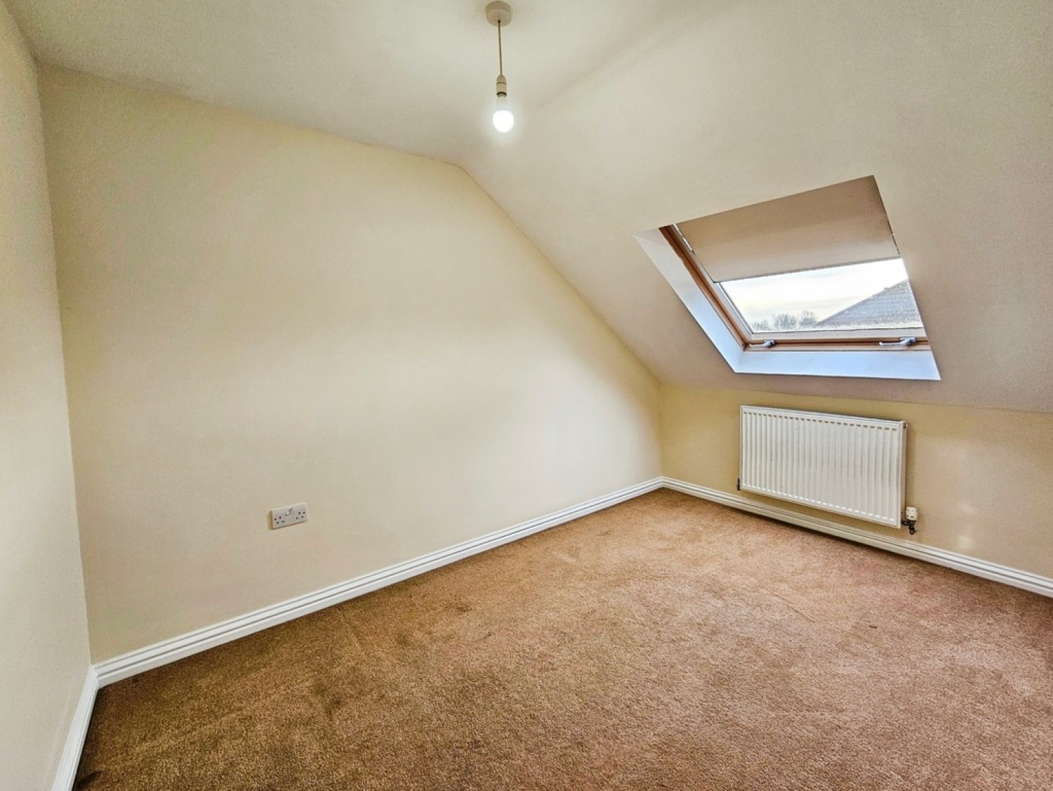 3 bedroom House for Sale Norfolk Gardens, Heywood