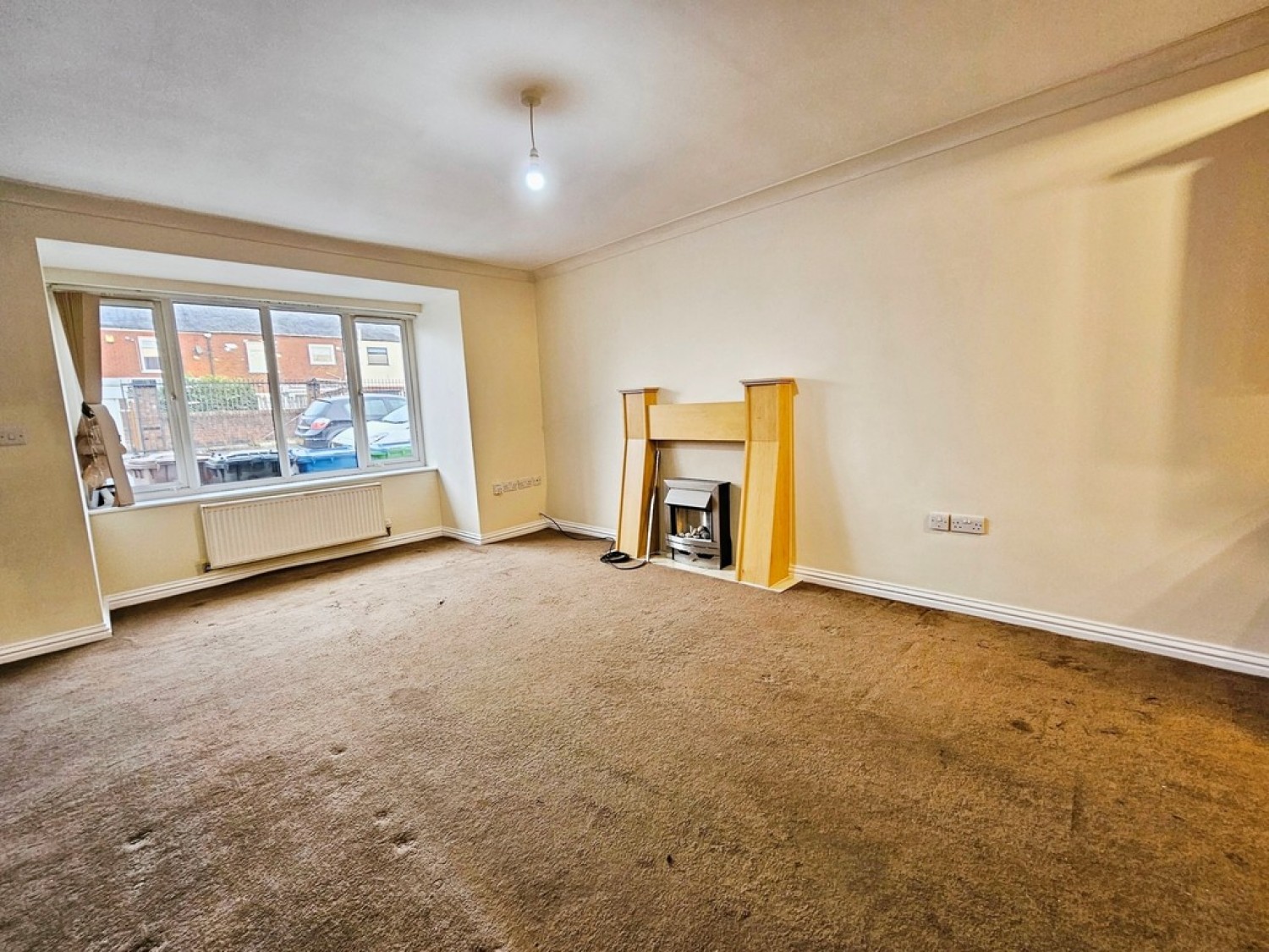 3 bedroom House for Sale Norfolk Gardens, Heywood