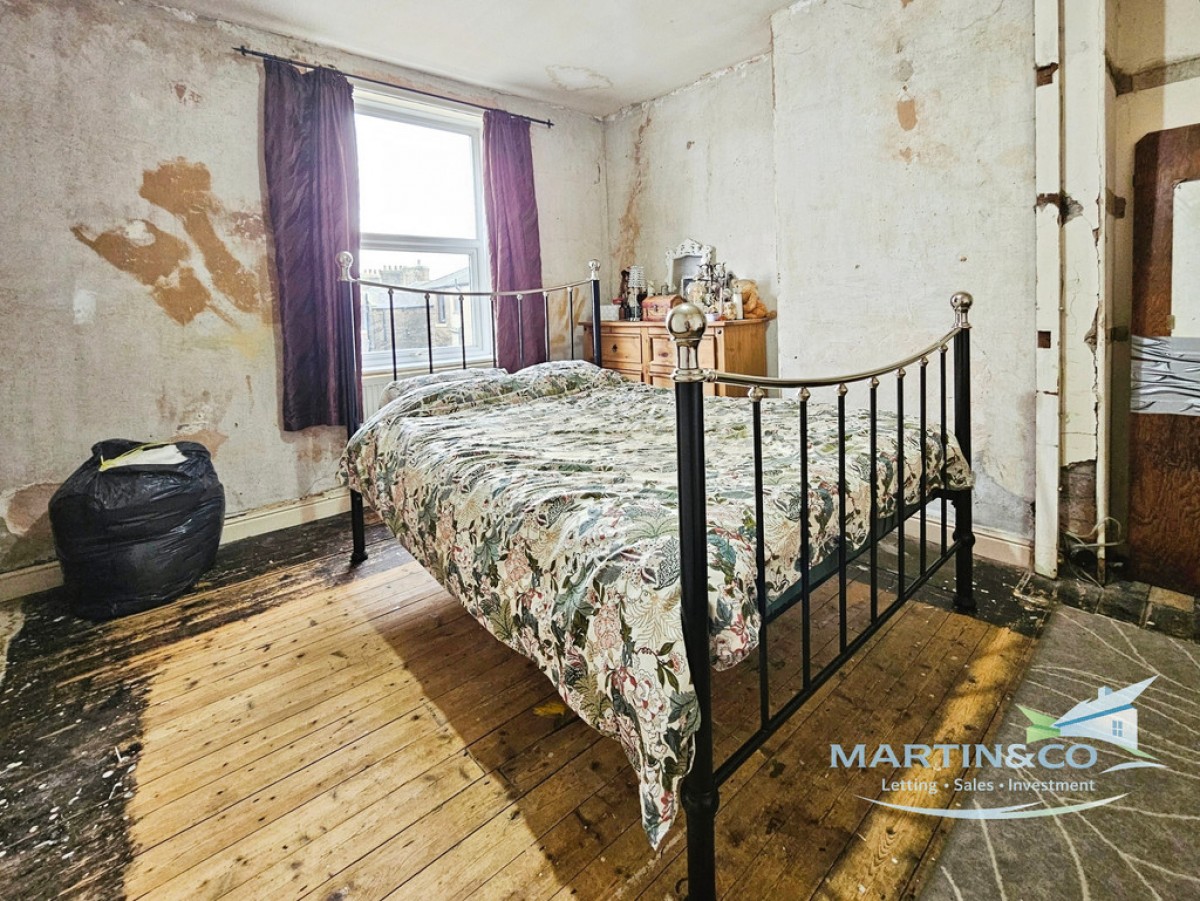 Moorfield View, Littleborough