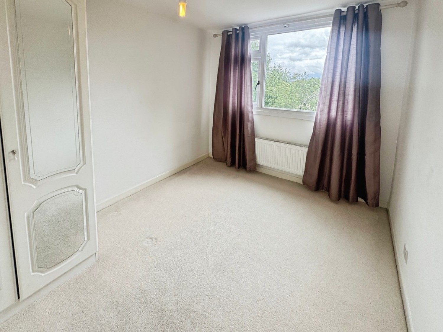 3 bedroom House for Letting Whitefield Avenue, Norden, Rochdale