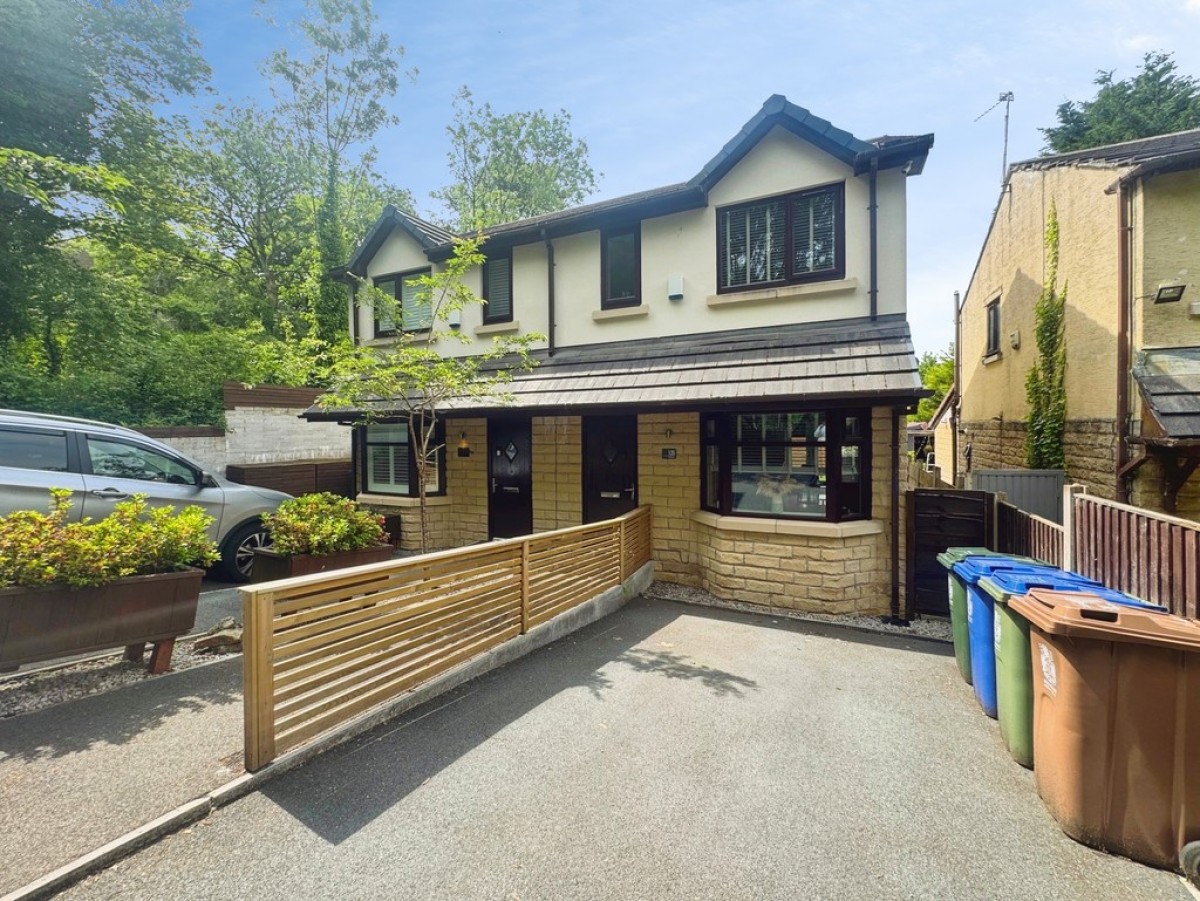 Belfield Lane, Rochdale, Greater Manchester