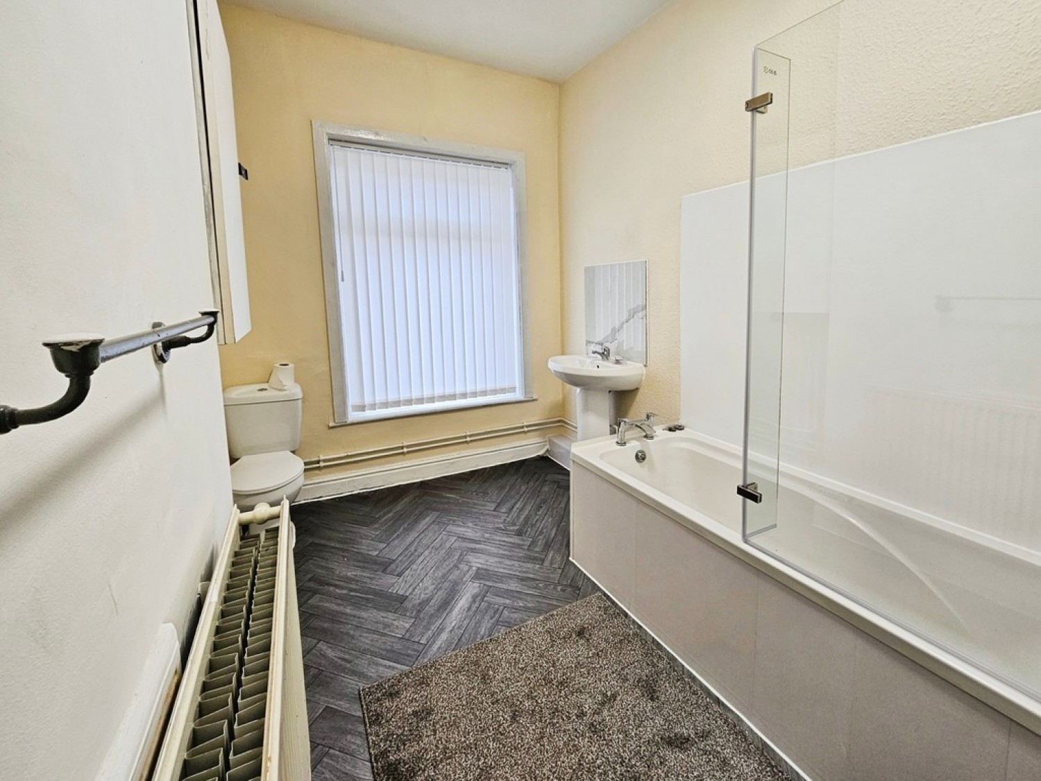 2 bedroom House for Sale Prince Street, Rochdale