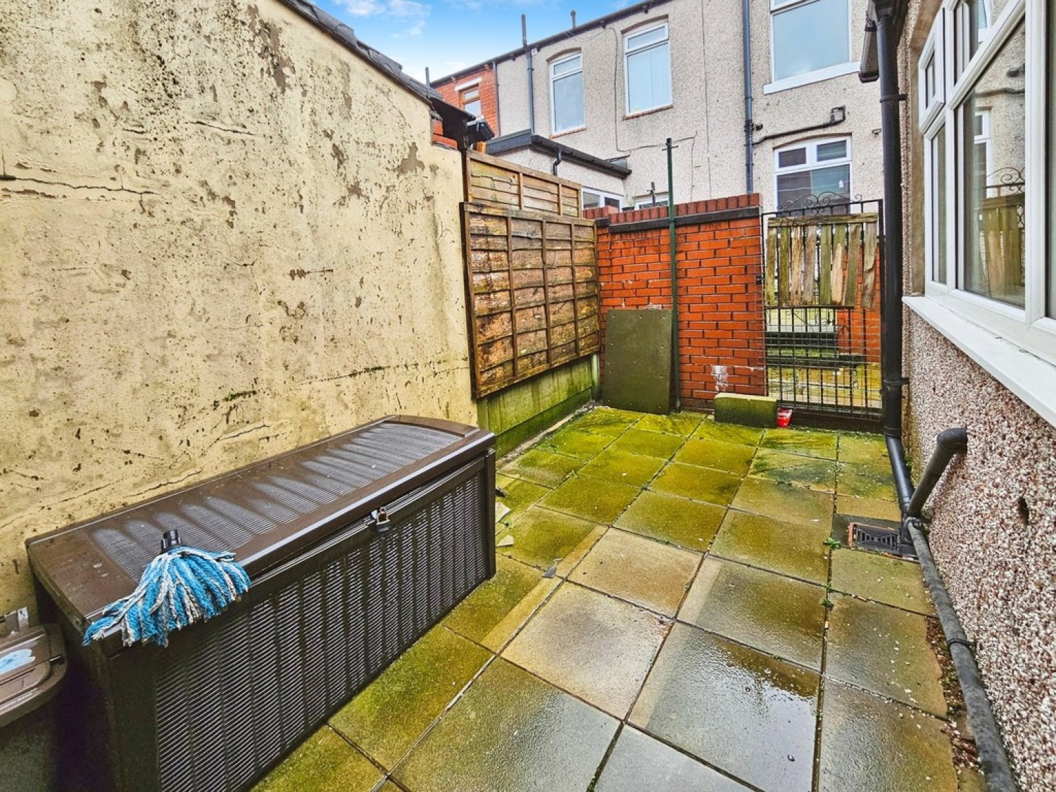 2 bedroom House for Sale Prince Street, Rochdale