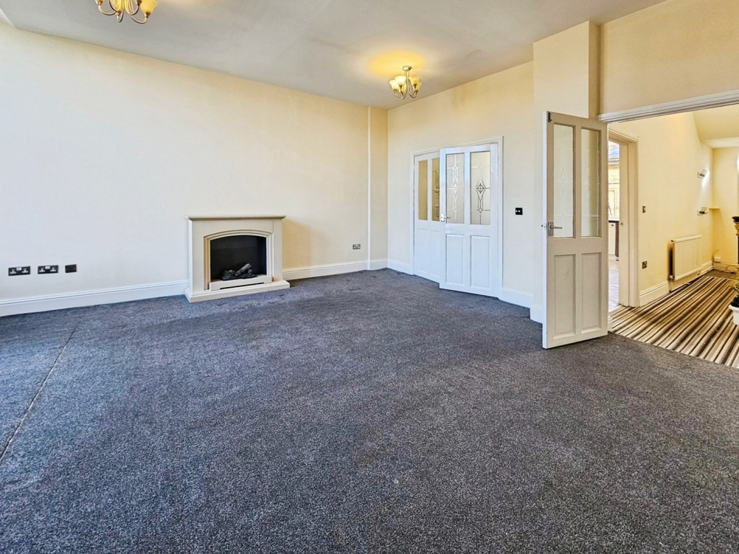 3 bedroom House in Market Street, Whitworth