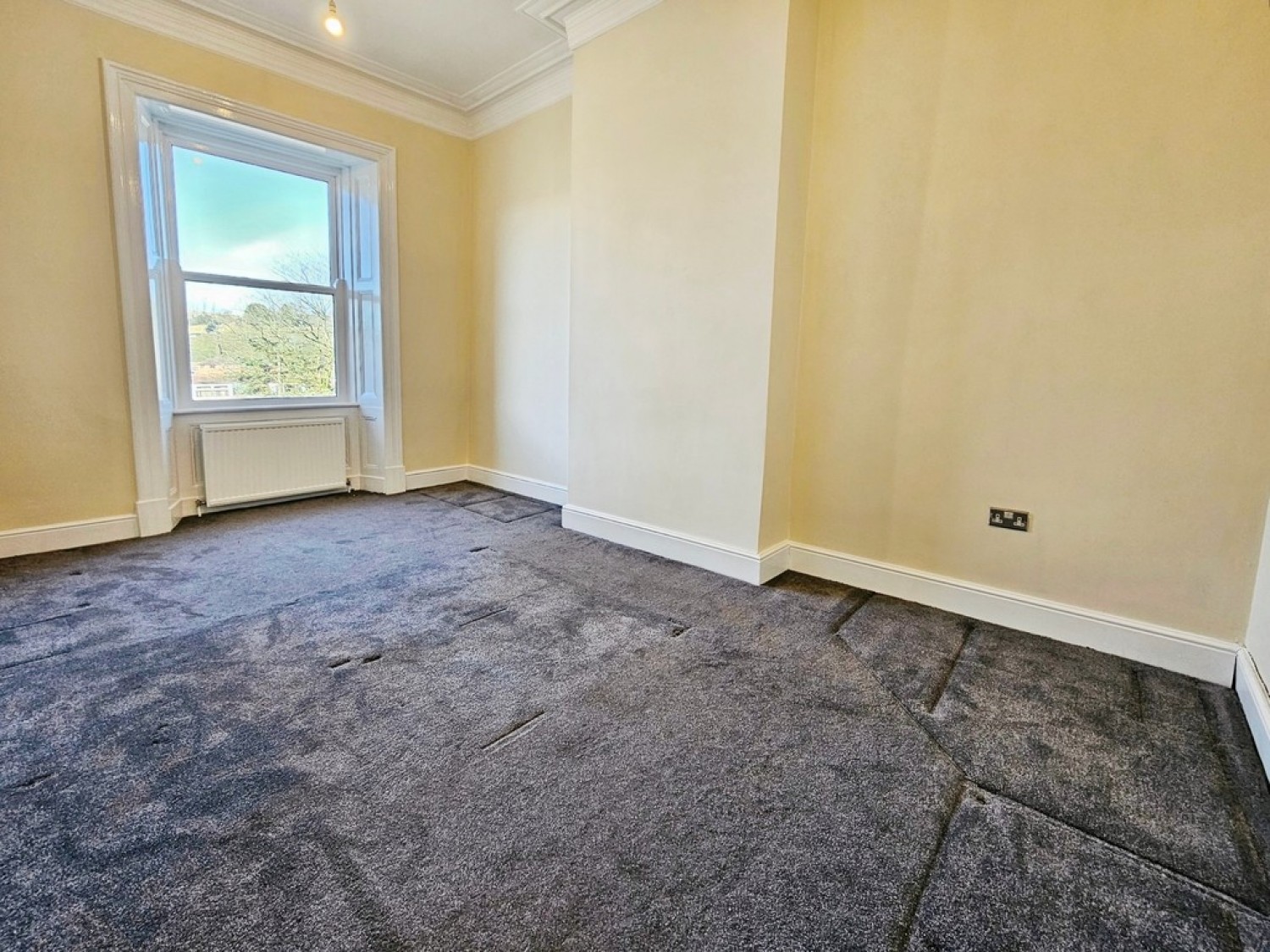 3 bedroom House in Market Street, Whitworth