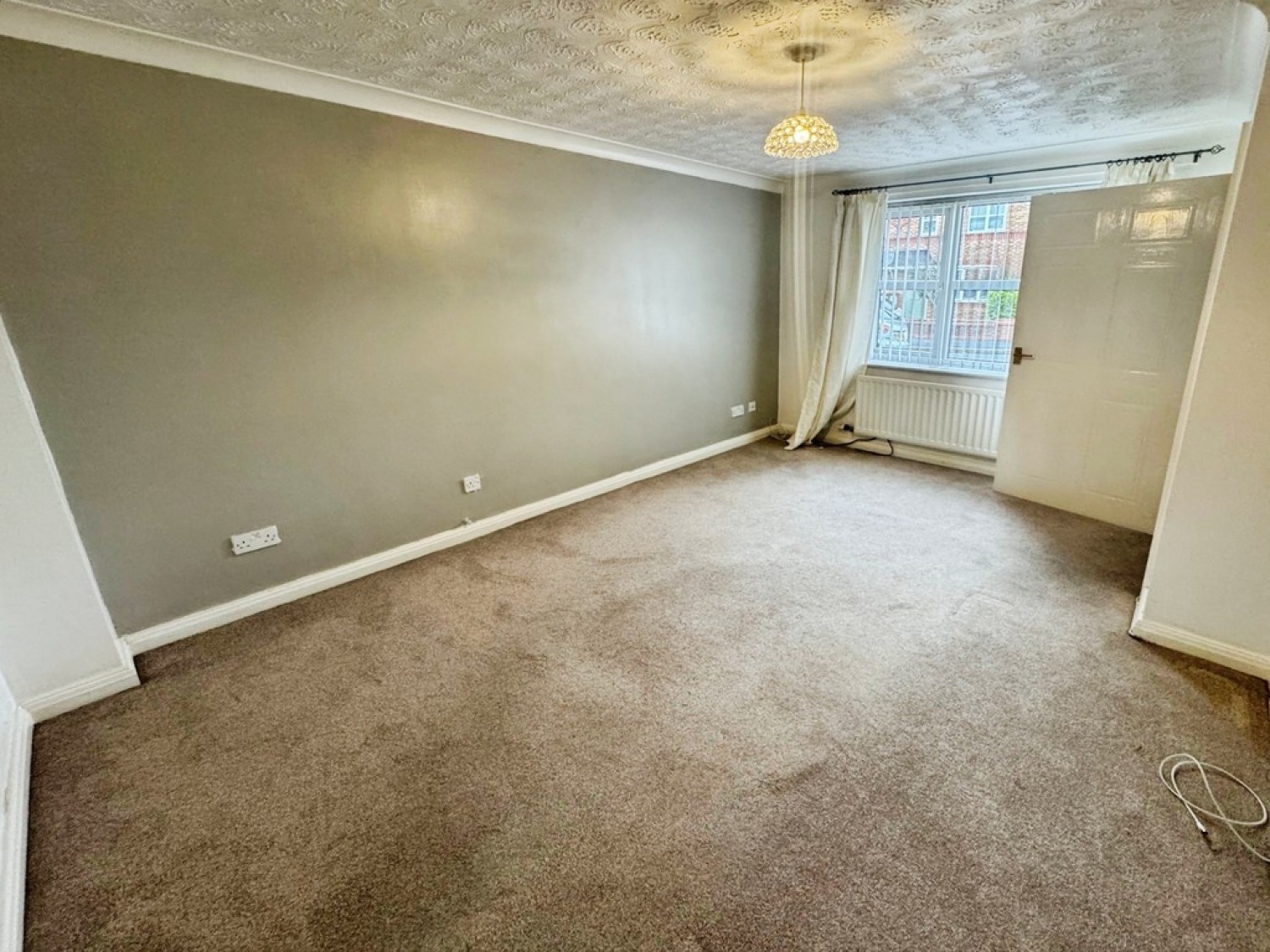 2 bedroom House for Letting Greetland Drive, Charlestown, Greater Manchester