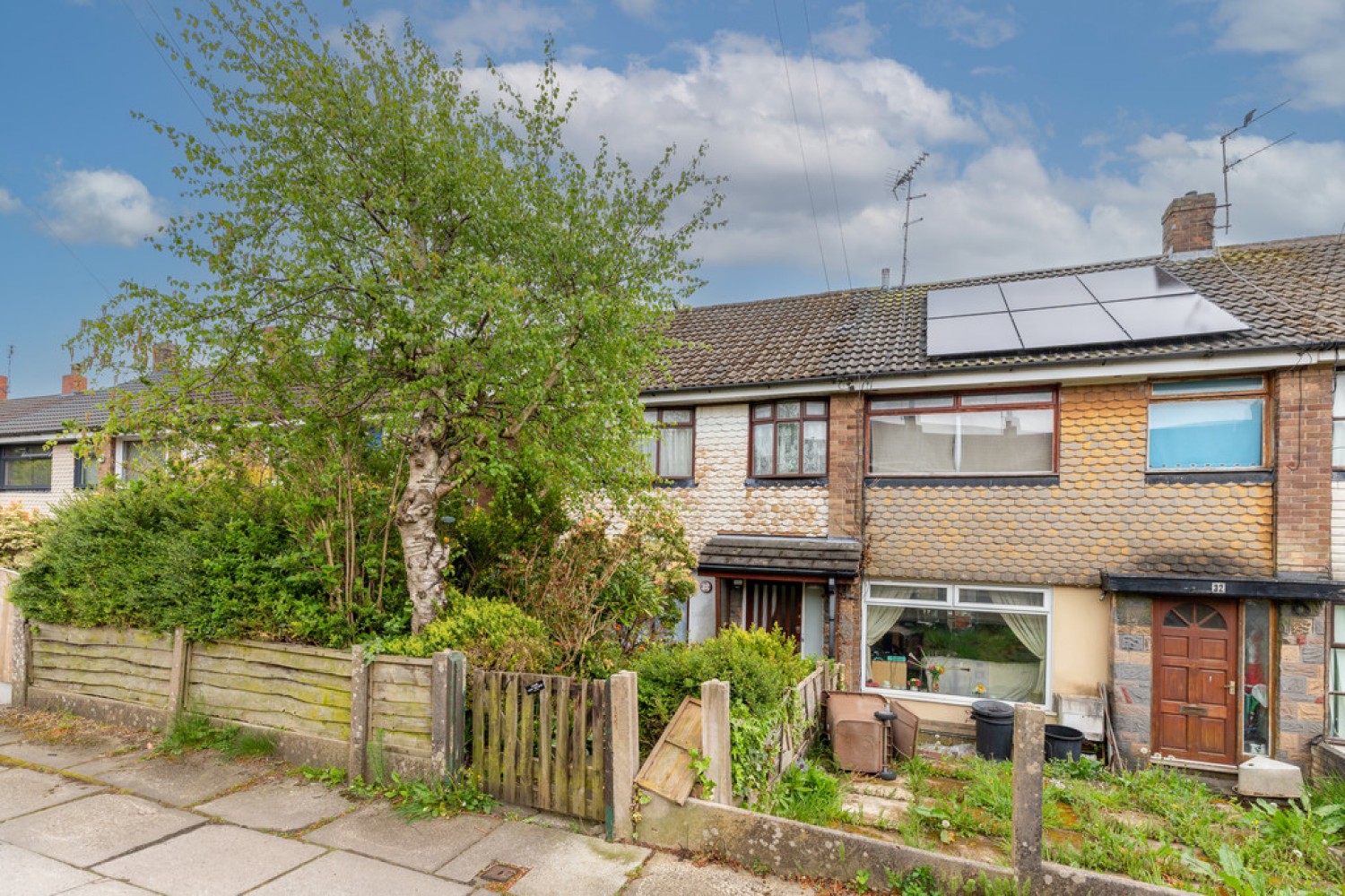 3 bedroom House for Sale Mountain Ash, Rooley Moor, OL12 7JE